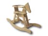 ein Holzschaukelpferd